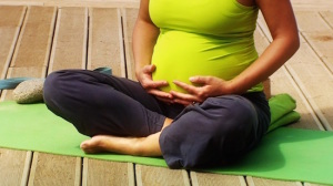 pregnancy_yoga-photo-week26